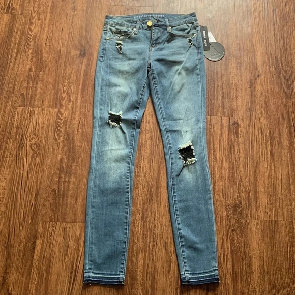 Articles of Society Women's Jeans Mason Wash New - Picture 3 of 14